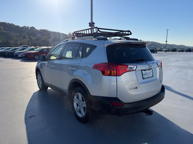 Used 2013 Toyota RAV4 XLE AWD/4WD image 5