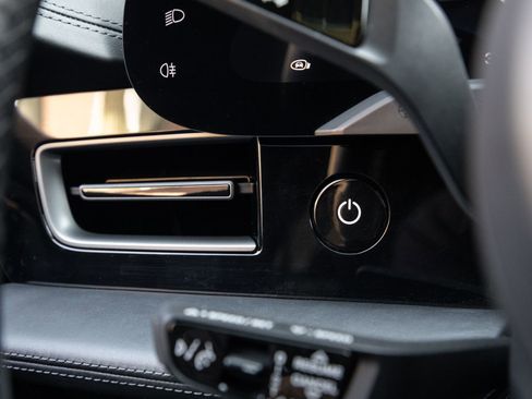 Certified 2021 Porsche Taycan Turbo S image 17