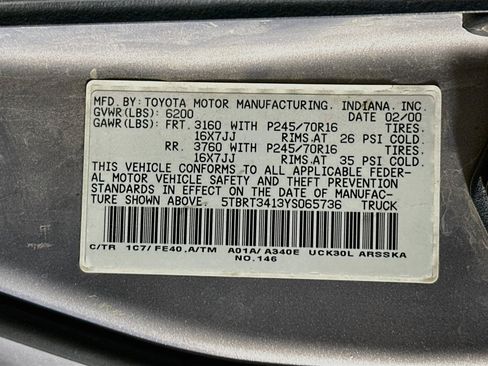 Used 2000 Toyota Tundra SR5 w/ Convenience Pkg RWD image 12