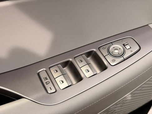 Used 2025 Hyundai Palisade SEL FWD image 22