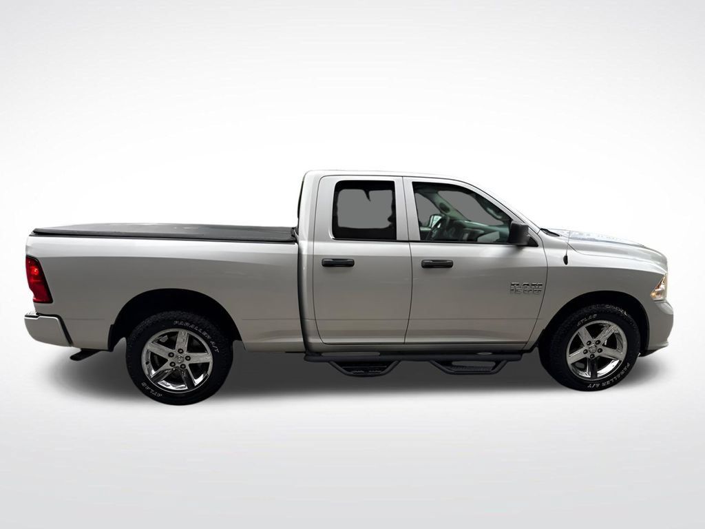 Used 2018 RAM 1500 Express w/ Express Value Package AWD/4WD image 9