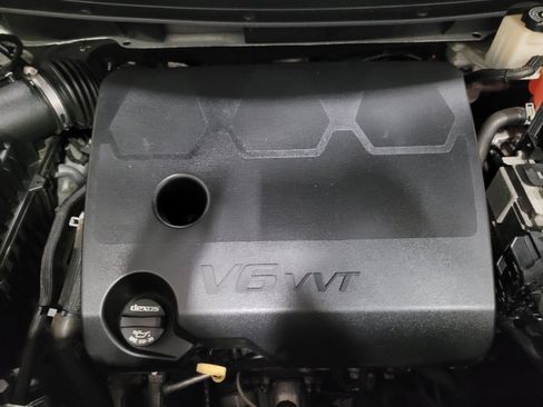 Used 2018 Chevrolet Traverse Premier w/ Redline Edition image 30