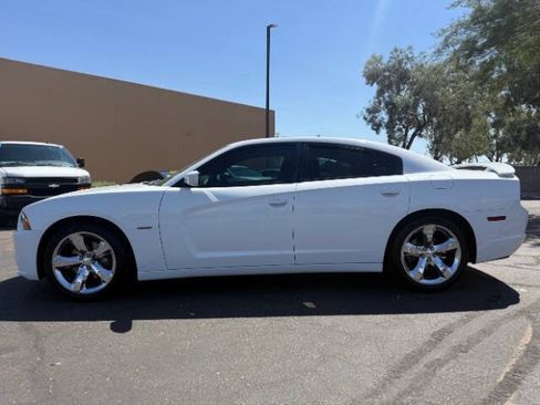 Used 2013 Dodge Charger R/T RWD image 6