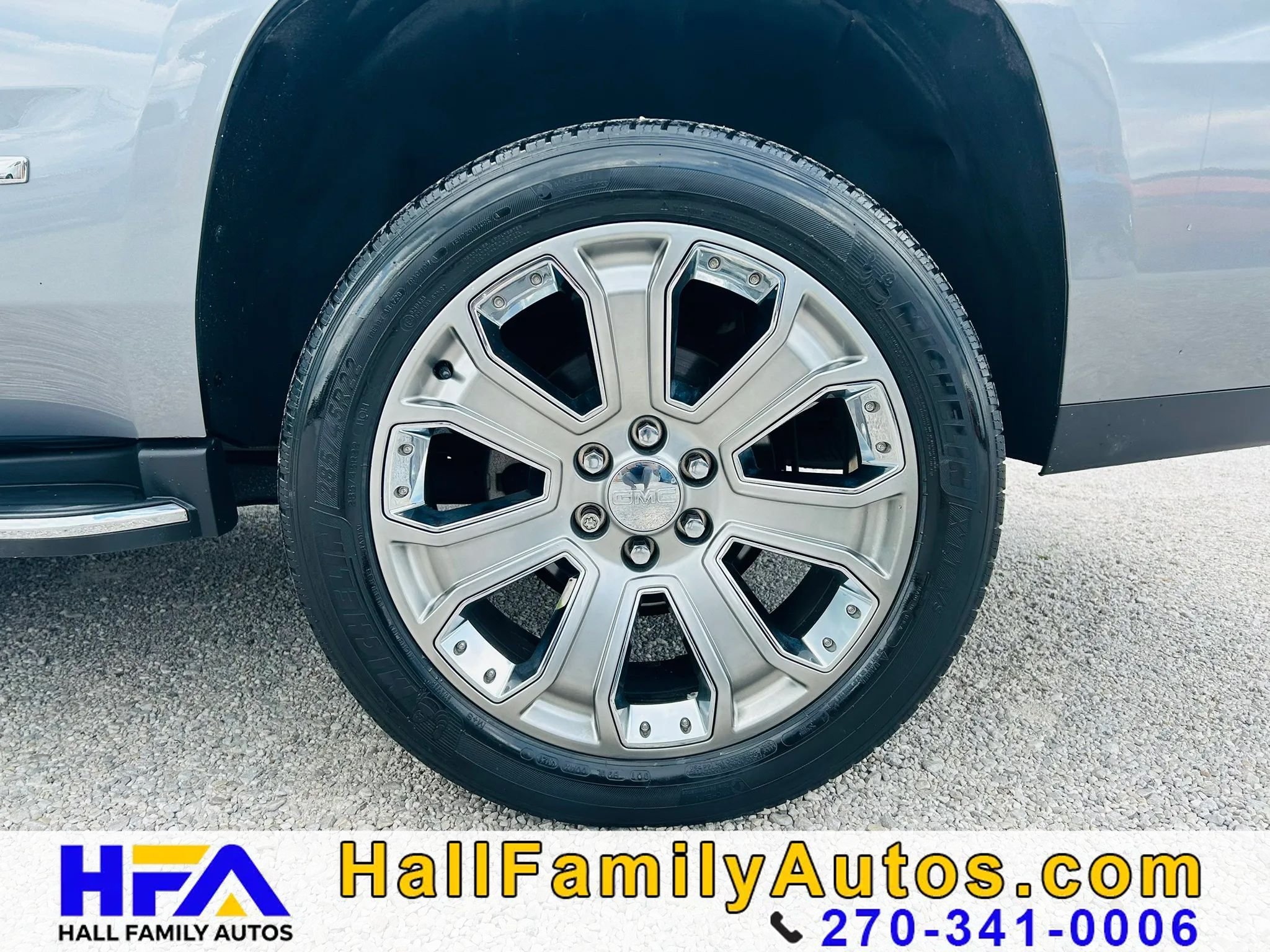 Used 2018 GMC Yukon Denali w/ Open Road Package AWD/4WD image 39