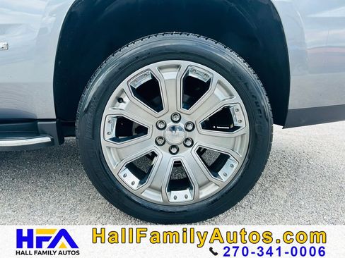 Used 2018 GMC Yukon Denali w/ Open Road Package AWD/4WD image 39