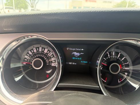 Used 2013 Ford Mustang GT Premium w/ Security Pkg RWD image 5