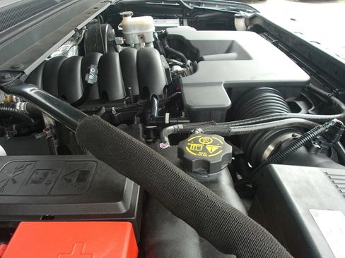 Used 2015 Chevrolet Tahoe LT RWD image 46