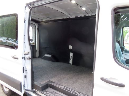 Used 2018 Ford Transit 250 148 Medium Roof RWD image 16