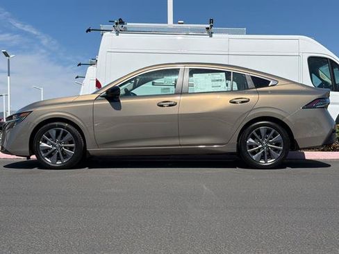New 2027 Nissan Sentra SL w/ Floor Mat Package FWD image 7