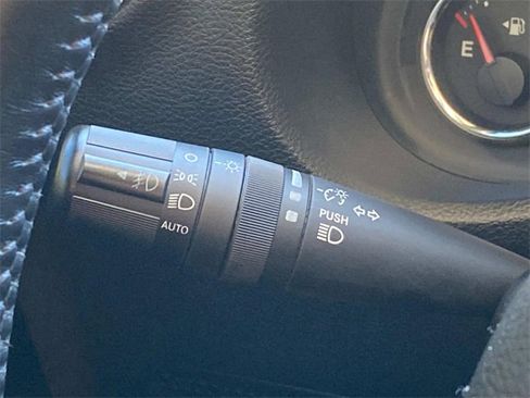 Used 2017 Jeep Wrangler Unlimited Sahara image 21