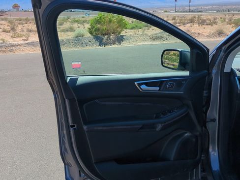 Used 2024 Ford Edge Titanium w/ Equipment Group 301A image 11