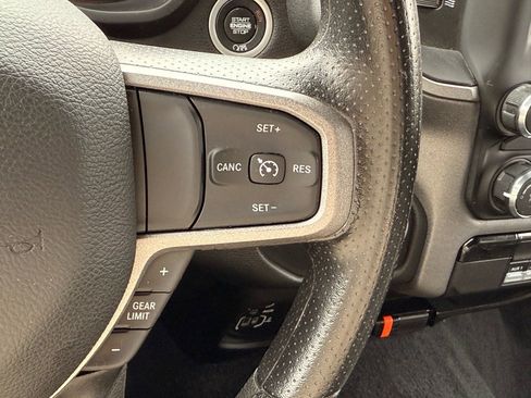 Used 2024 RAM 2500 Tradesman w/ Chrome Appearance Group image 17