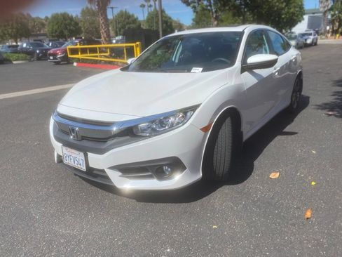 Used 2016 Honda Civic EX-T image 6