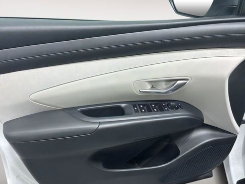 Certified 2025 Hyundai Tucson SEL AWD/4WD image 35
