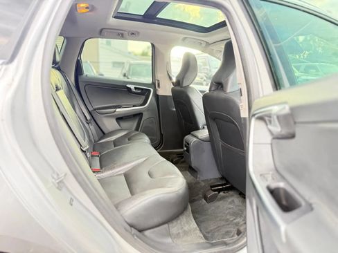 Used 2015 Volvo XC60 T6 Platinum AWD/4WD image 29