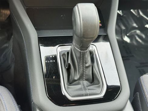 Certified 2025 Subaru Forester Premium image 22