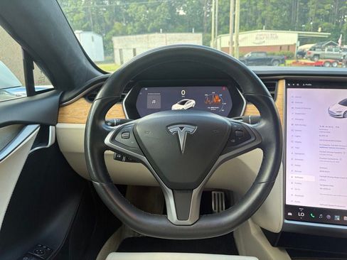 Used 2019 Tesla Model S Performance AWD/4WD image 26