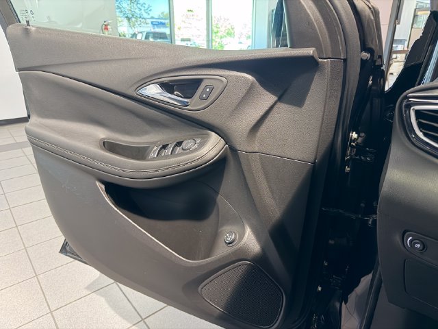 Used 2023 Buick Encore GX Select w/ Sport Touring Package AWD/4WD image 24