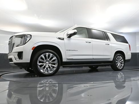 Used 2024 GMC Yukon XL Denali w/ Advanced Technology Package AWD/4WD image 68