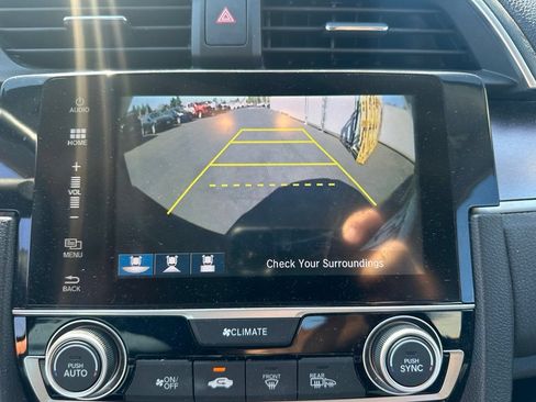 Used 2016 Honda Civic Touring image 12