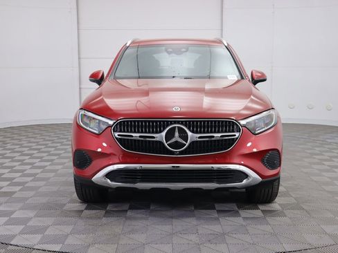 Certified 2025 Mercedes-Benz GLC 300 image 2