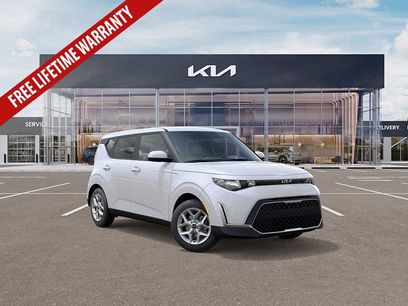 New 2025 Kia Soul LX
