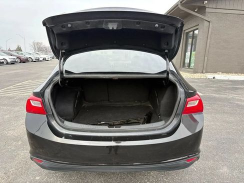 Used 2016 Chevrolet Malibu LT FWD image 10