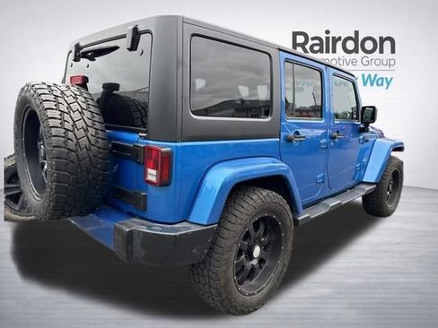 Used 2016 Jeep Wrangler Unlimited Sahara AWD/4WD image 11
