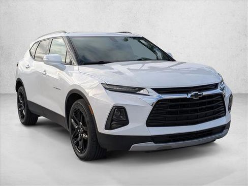 Used 2020 Chevrolet Blazer LT image 3