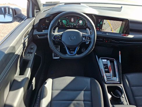 Used 2024 Volkswagen Golf R image 12