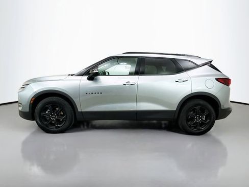 Used 2024 Chevrolet Blazer LT w/ Midnight/Sport Edition image 4