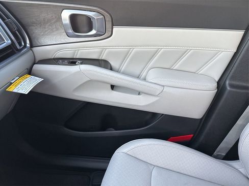 New 2025 Kia Sorento SX image 26