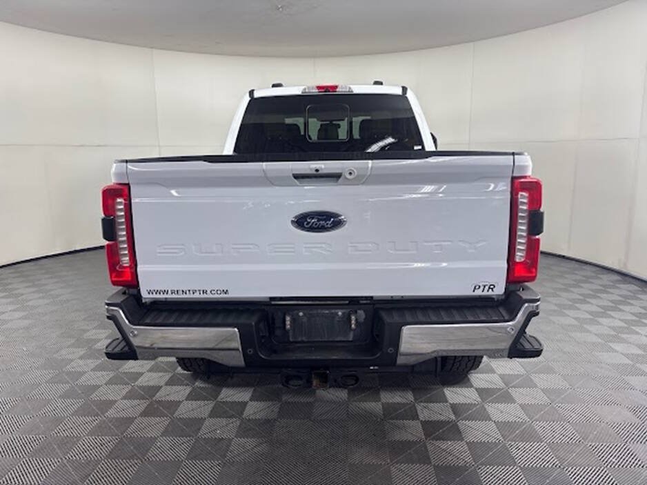 Used 2023 Ford F250 Lariat w/ Chrome Package AWD/4WD image 8