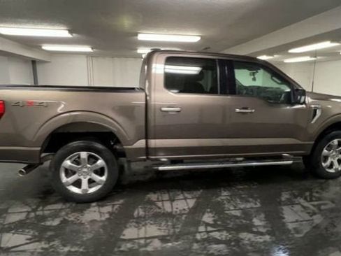 Used 2022 Ford F150 XLT w/ Equipment Group 302A High AWD/4WD image 9