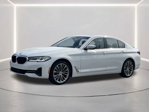 Used 2022 BMW 540i w/ Premium Package image 23