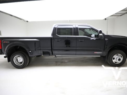 New 2026 Ford F350 Platinum image 6