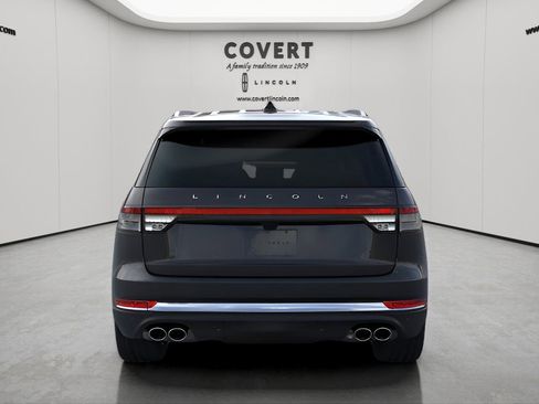 New 2026 Lincoln Aviator Reserve w/ Luxury Package image 5