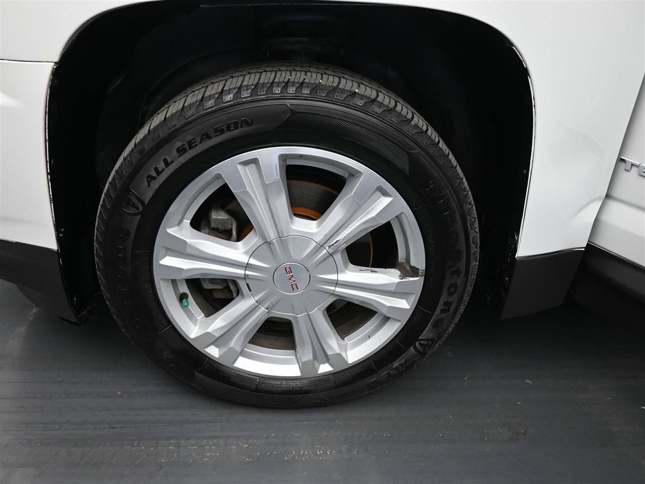 Used 2017 GMC Terrain SLE FWD image 17