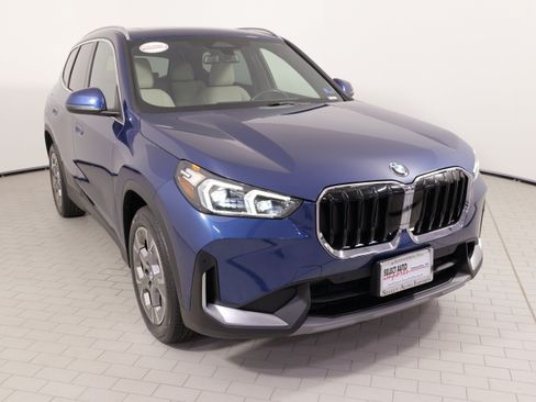 Used 2023 BMW X1 xDrive28i w/ Convenience Package AWD/4WD image 5