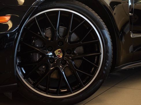 Used 2018 Porsche Panamera 4 AWD/4WD image 24