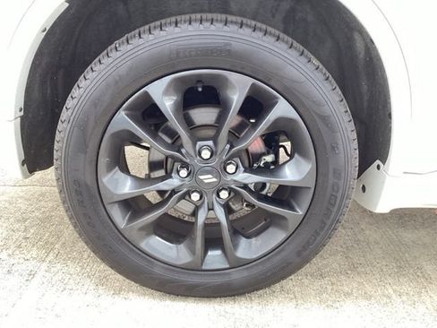 Used 2023 Dodge Durango GT w/ Blacktop Package AWD/4WD image 8