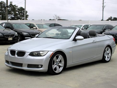 Used 2007 BMW 335i Convertible image 4