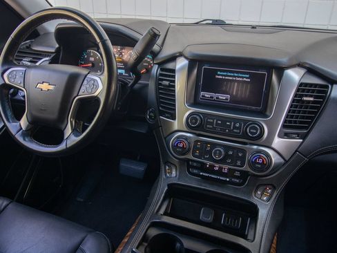 Used 2020 Chevrolet Tahoe Premier AWD/4WD image 28