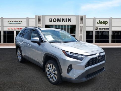 Used 2024 Toyota RAV4 XLE Premium image 2