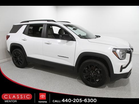 Used 2026 GMC Terrain Elevation w/ Elevation Premium Package AWD/4WD image 1