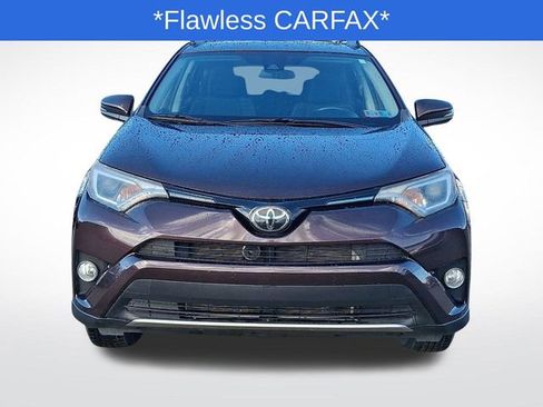 Used 2018 Toyota RAV4 XLE image 2