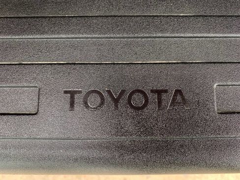 Used 1998 Toyota 4Runner SR5 image 36