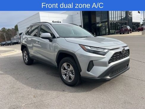 Used 2024 Toyota RAV4 XLE image 3