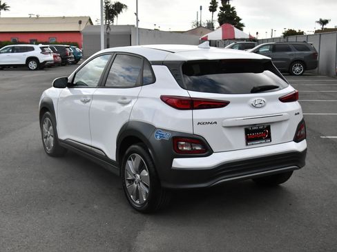 Used 2021 Hyundai Kona Limited FWD image 6