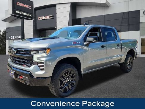 Used 2025 Chevrolet Silverado 1500 LT Trail Boss w/ Convenience Package II AWD/4WD image 3